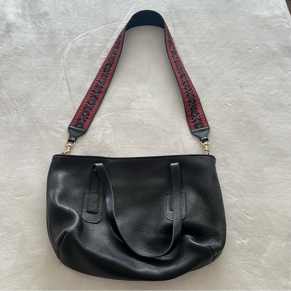 Genuine Leather Crossbody Shoulder Bag in Black Boho Strap